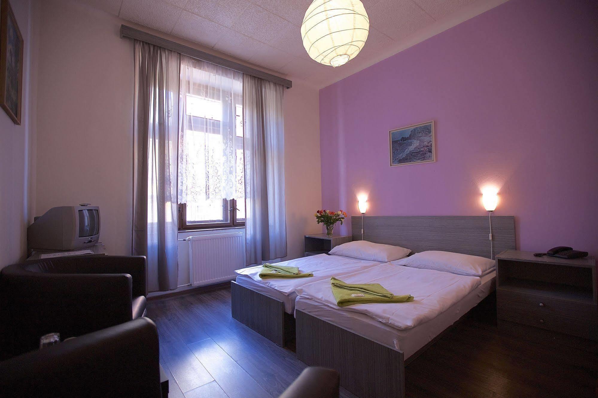 Hotel Olga Praha Eksteriør bilde